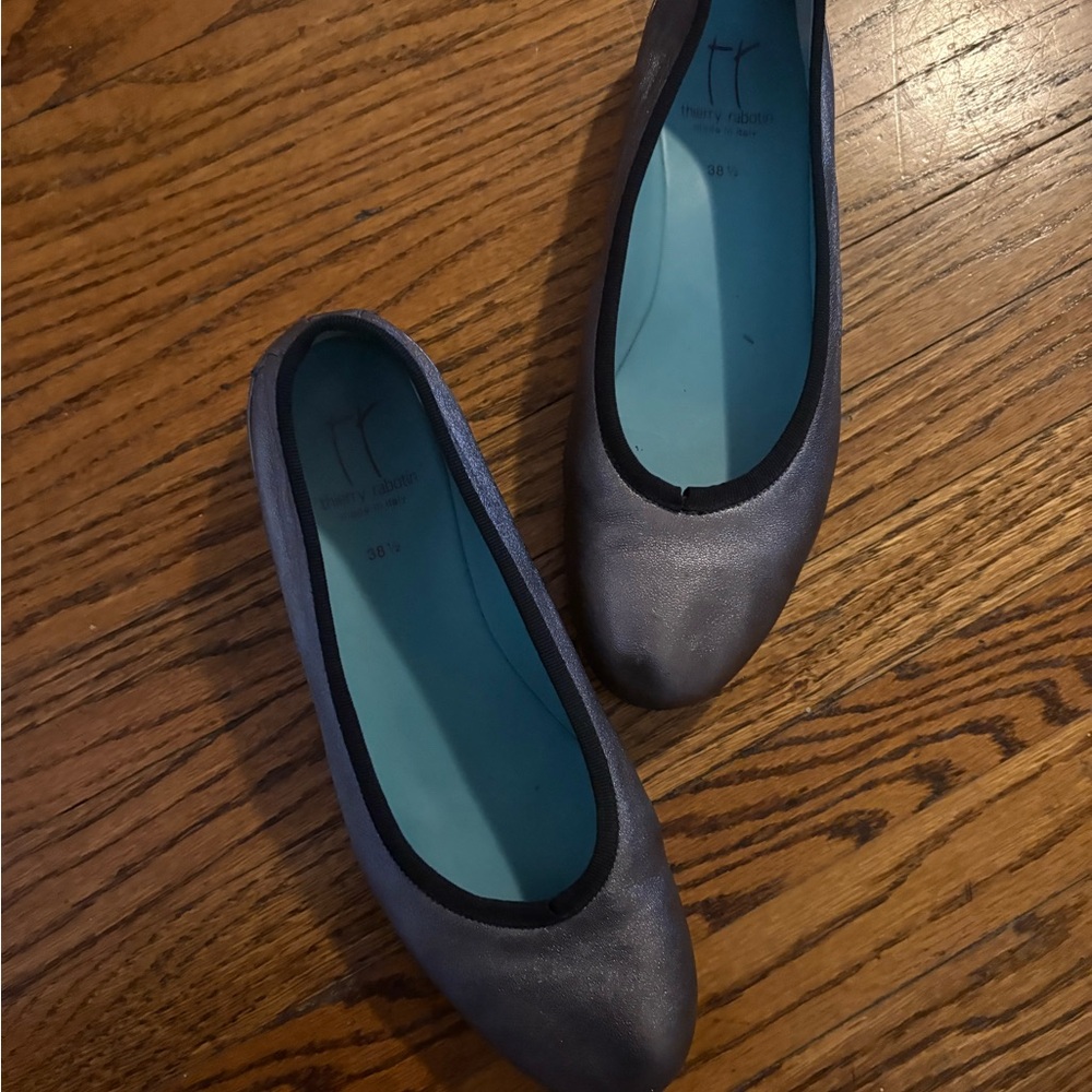 Thierry Rabotin Silver Ballet Flats